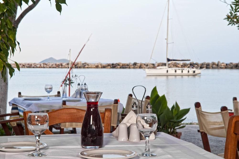 Kerkis Bay Hotel มาราโธคามปอส ภายนอก รูปภาพ