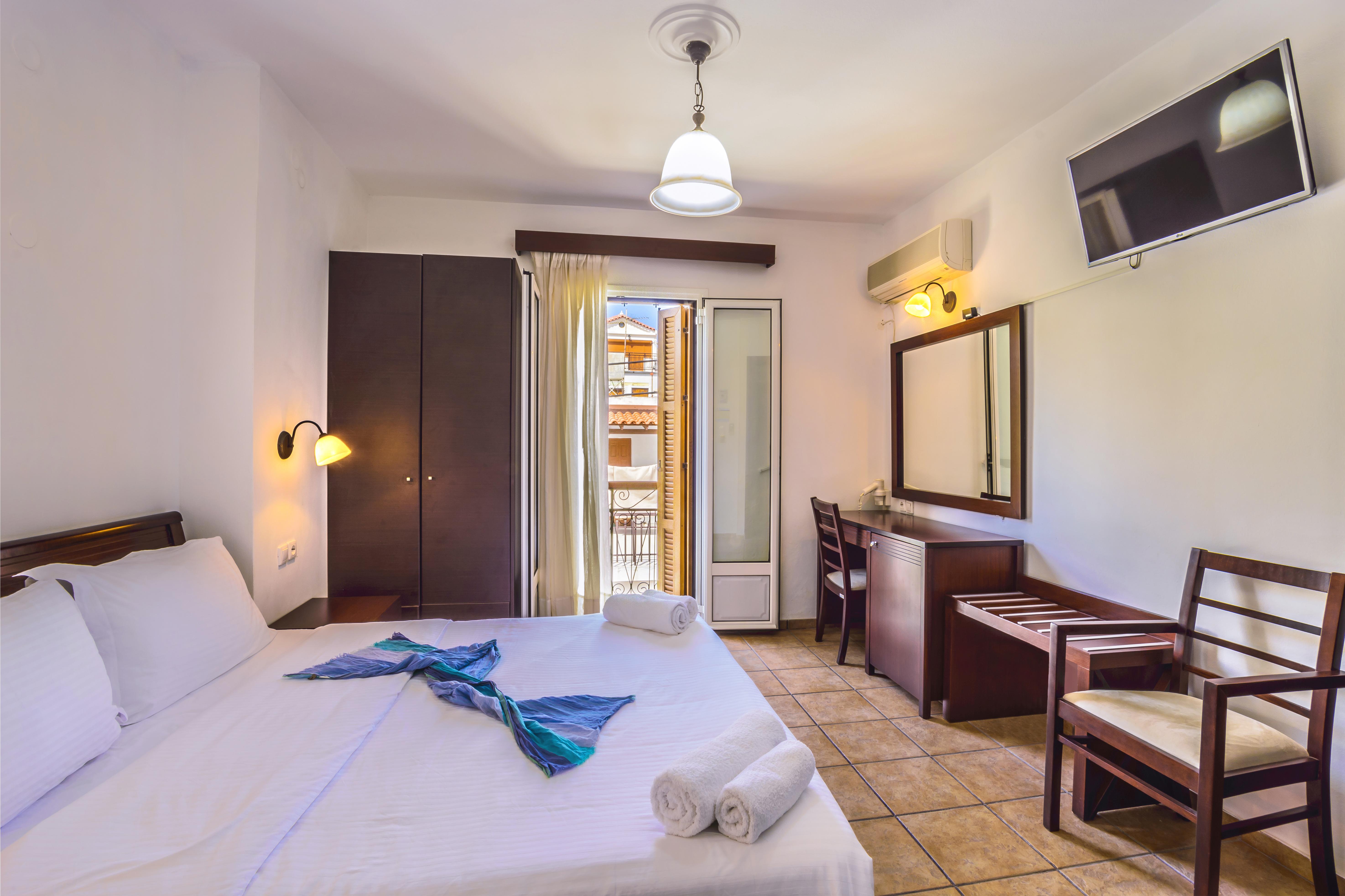 Kerkis Bay Hotel มาราโธคามปอส ภายนอก รูปภาพ