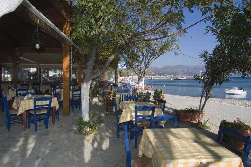 Kerkis Bay Hotel มาราโธคามปอส ภายนอก รูปภาพ
