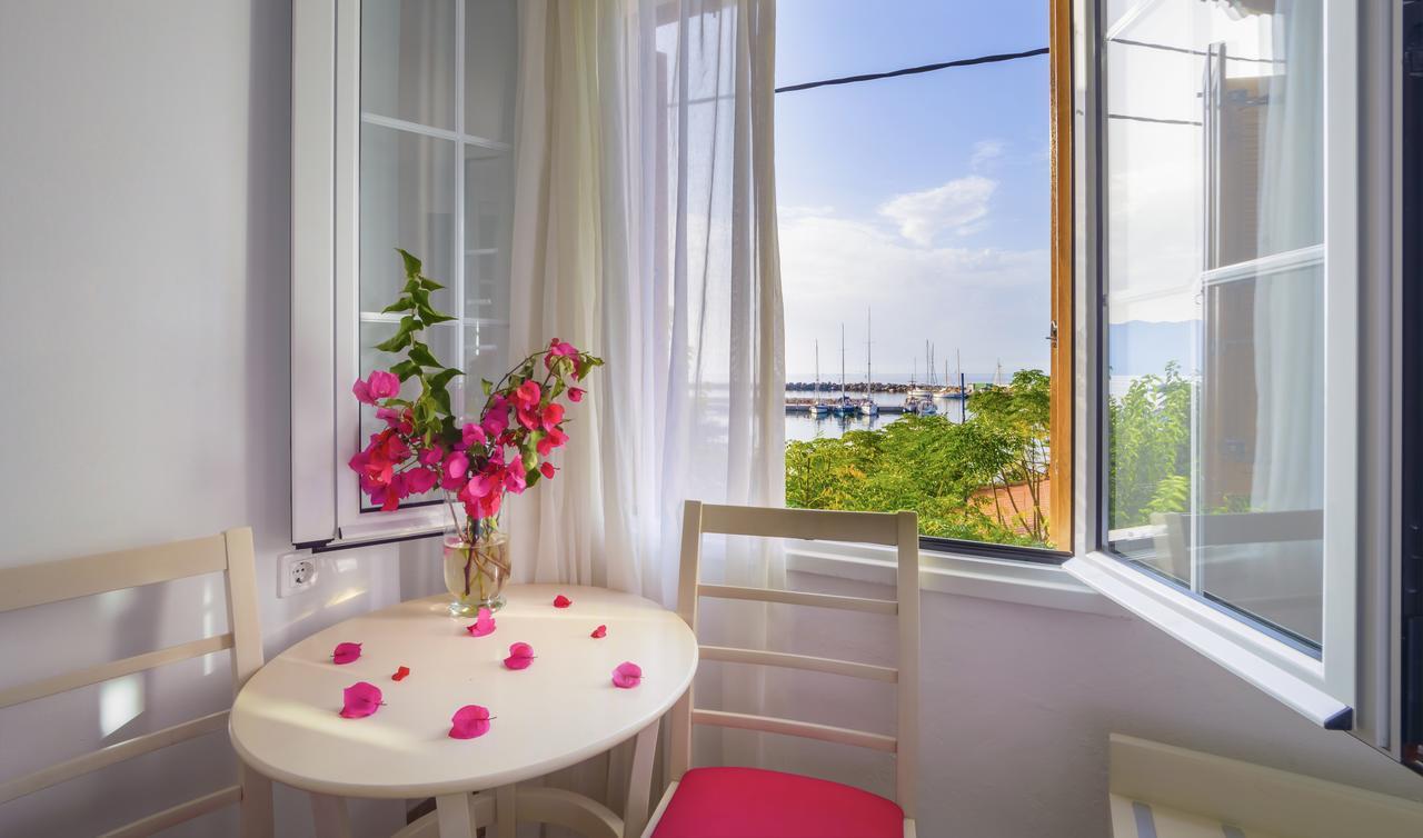 Kerkis Bay Hotel มาราโธคามปอส ภายนอก รูปภาพ
